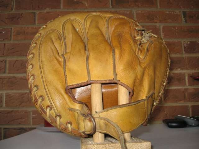 Bob O'Farrell JC Higgins Back